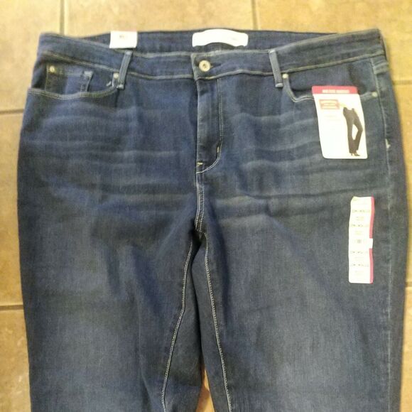 Levis Signature Women's size 22M Mid Rise BootCut Stretch Denim Blue Jeans NEW - Picture 4 of 9
